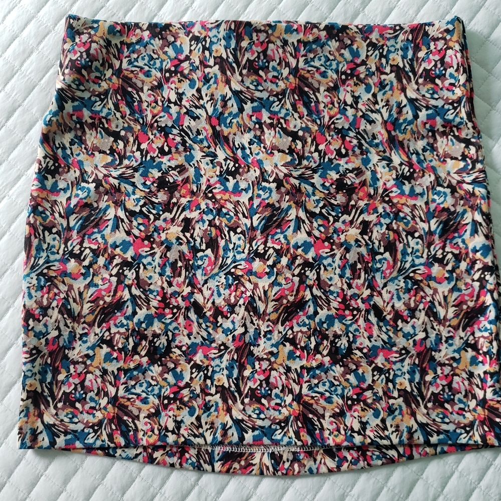 Floral mini skirt